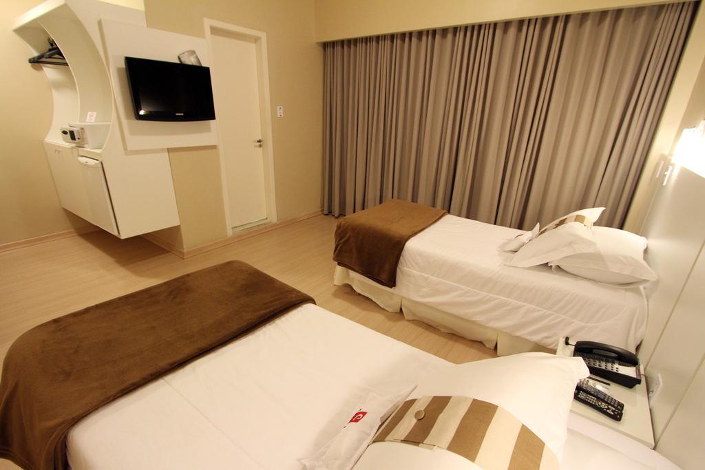 Curi Executive